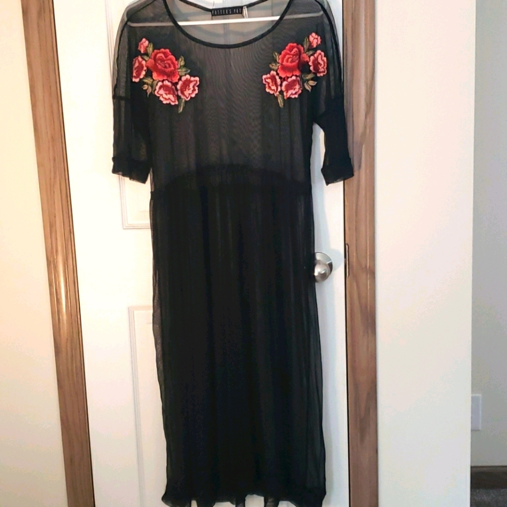 Potter's Pot Black Mesh Cover Up Medium